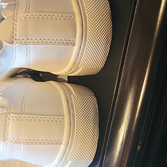 Indigo Rd. Kyrie Sneakers Size 7 - Picture 8 of 9